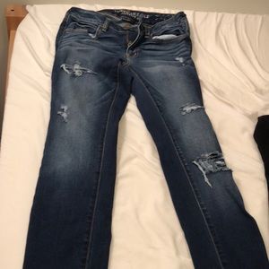 American eagle low rise dark wash jeans